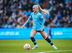 英格兰女足连败，遭遇低谷