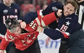 比赛现场热血飙升,双方球员斗志昂扬,谁将笑到最后?的简单介绍 比赛现场热血飙升,双方球员斗志昂扬,谁将笑到最后?的简单介绍